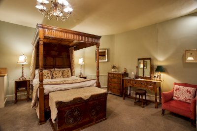 Dunster-Luttrell Arms 484